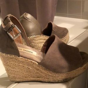 Steve Madden wedge heels size 6